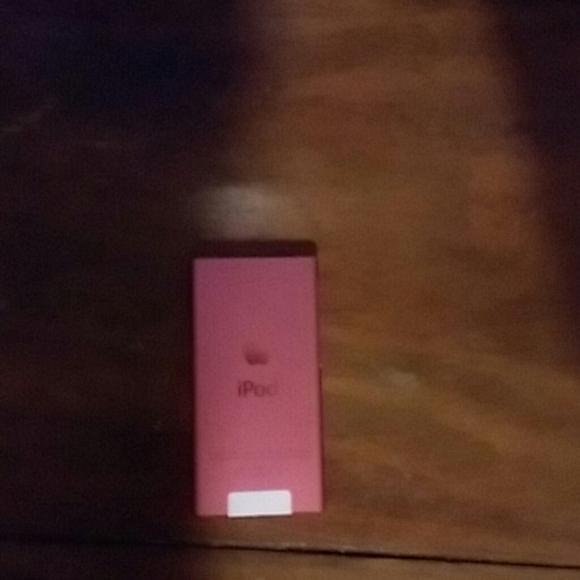 Ipod - Picture 2 of 2